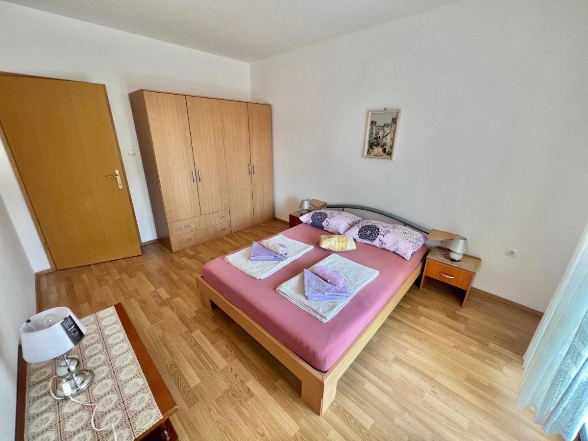 Apartmani Marija Dramalj Esterno foto
