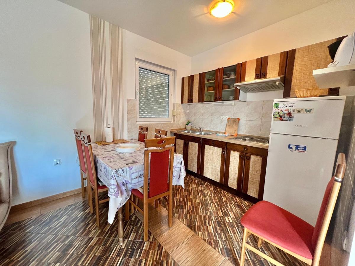 Apartmani Marija Dramalj Esterno foto