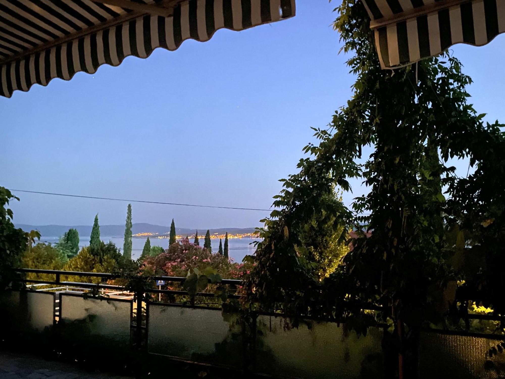 Apartmani Marija Dramalj Esterno foto